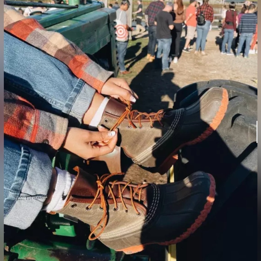 LL bean Bison boot 8 “ women’s size 9